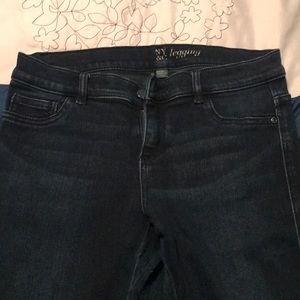Dark wash jeggings